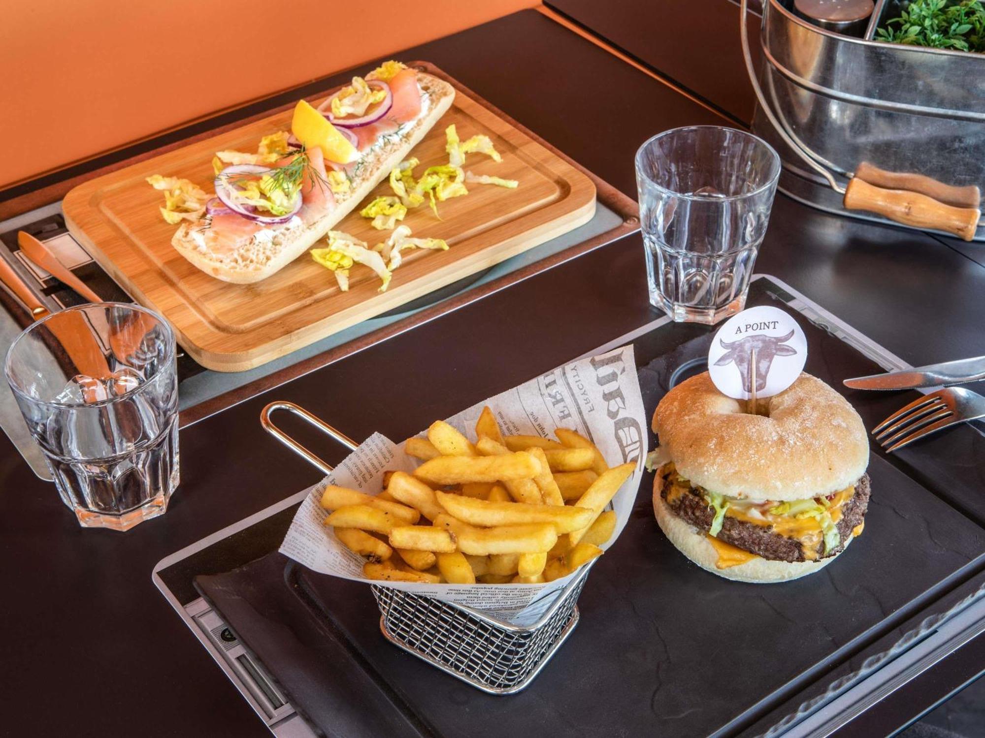 Ibis Hotel 3*